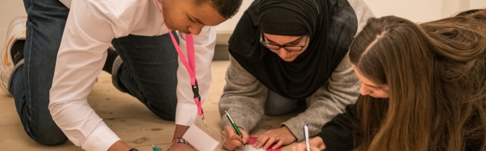 $galleryItem->description