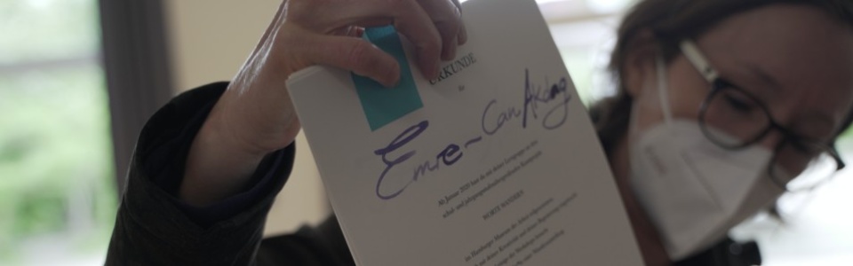 $galleryItem->description