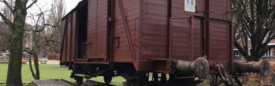 $galleryItem->description