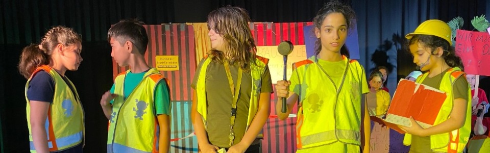 $galleryItem->description