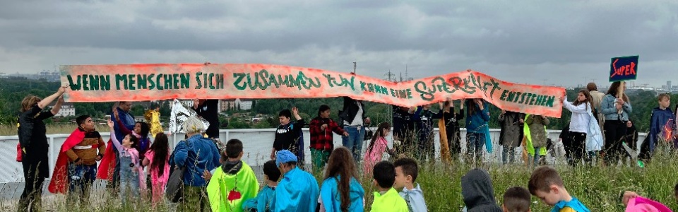 $galleryItem->description