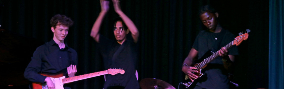 $galleryItem->description