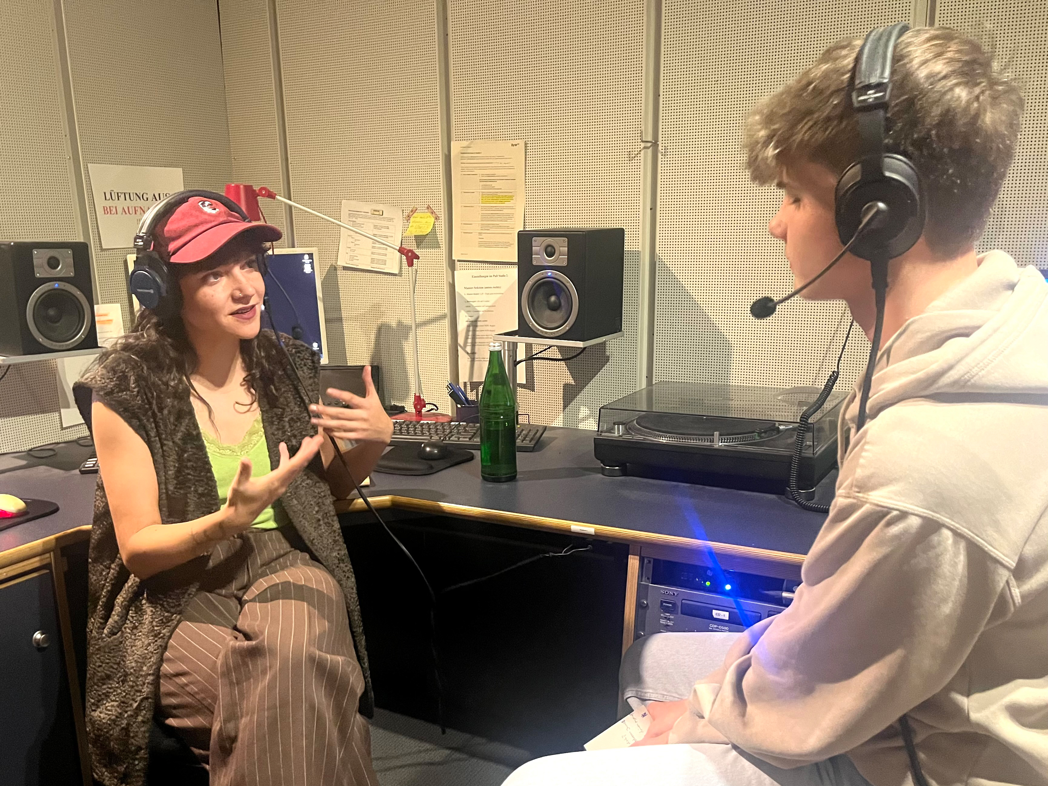 $galleryItem->description